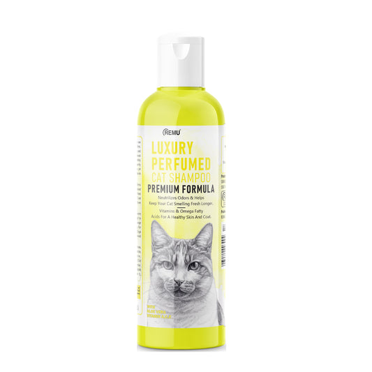 Remu Luxury Perfumed Formula 320 mL Lime Shampoo for Cats